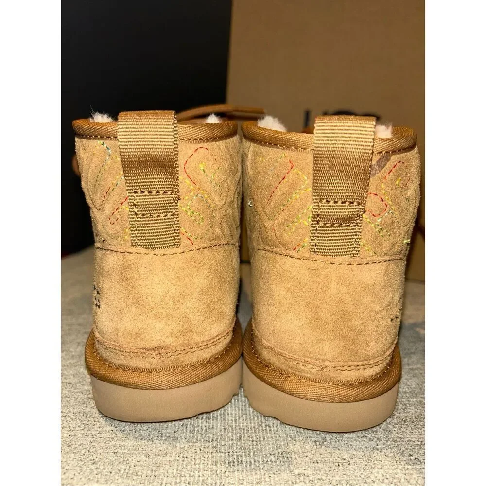 UGG Kids' Neumel II Graphic Stitch boots size 5